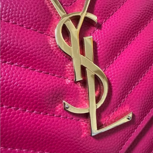 Saint Laurent Pink Quilted Wallet with Gold Emblem - Picture 3 of 11